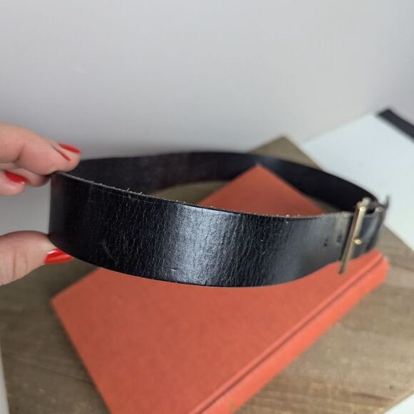 Michael Kors Black Leather Belt Gold Buckle Adjustable 29-33” - Picture 6 of 10